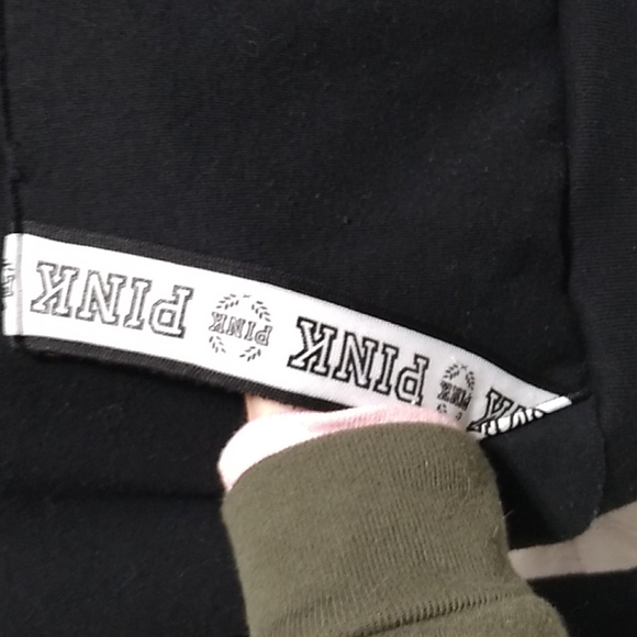 FINAL SALE! PINK Victoria's Secret Half Zip Pullover W/Hood Sz.M Gently Worn - Picture 3 of 11